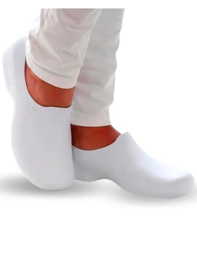 Sticky Shoes